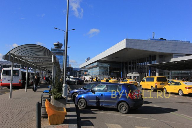 Терминал 1 аэропорта в Праге