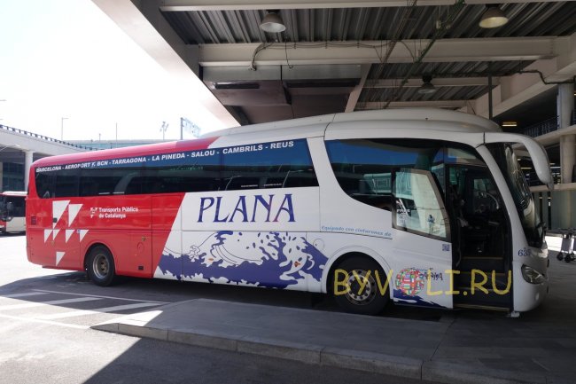 Автобус компании Plana