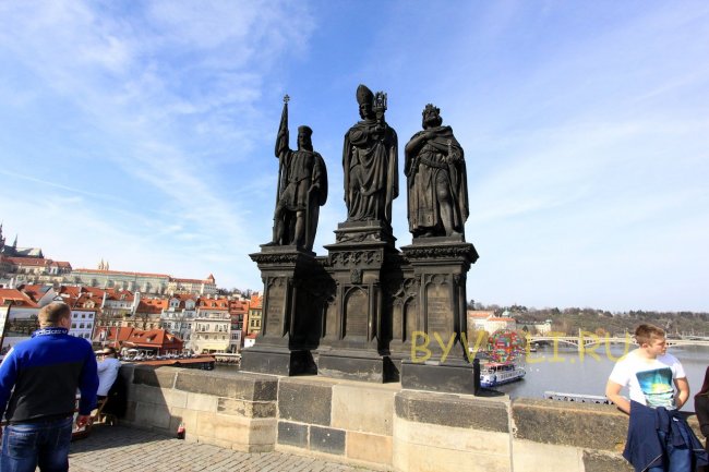 Скульптура Святой Норберт, Вацлав и Святой Сигизмунд