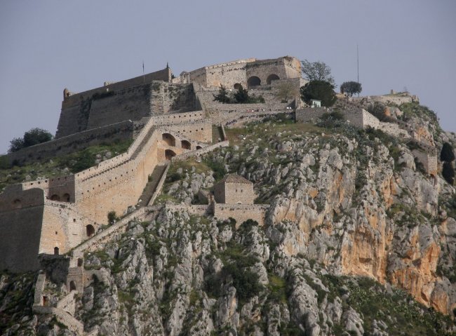 Крепость в Напфлионе