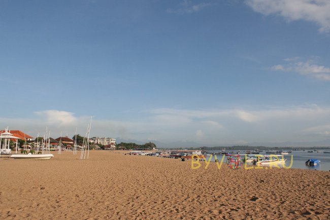 Северная часть пляжа Нуса Дуа