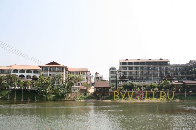 Отели Ванг Вьенга