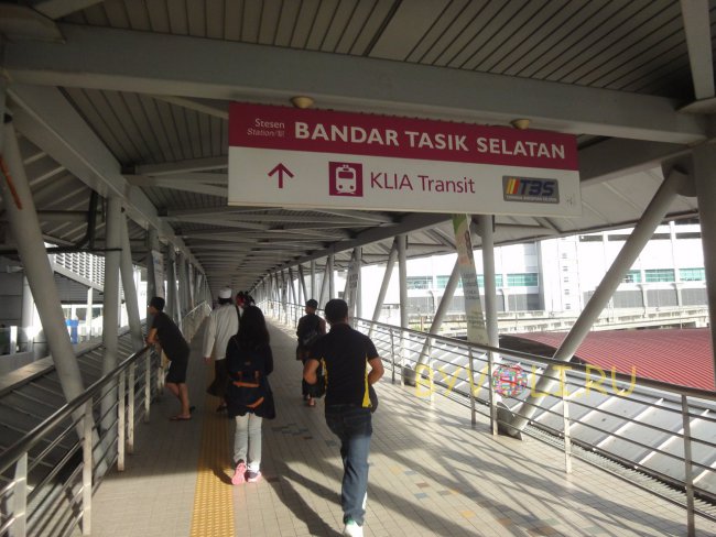 Станция метро Bandar Tasik Selatan