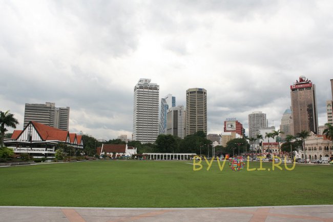 Площадь Независимости в Куала-Лумпуре