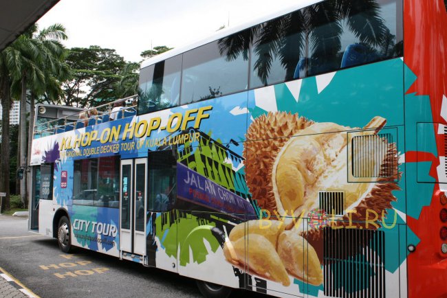 Hop On Hop Off - туристический автобус в Куала-Лумпуре