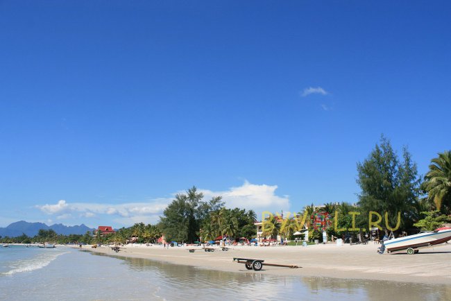 Пляж Пантай Сенанг на Лангкави