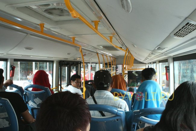Внутри автобуса №17