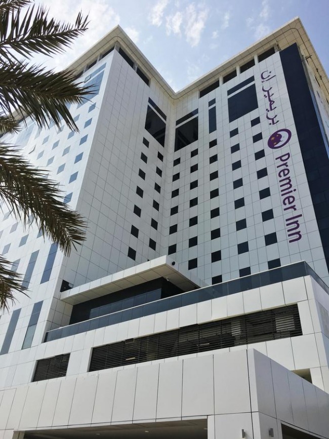 Premier Inn Dubai Ibn