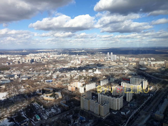 Вид на Москву с обзорной площадки на отметке 337 метров