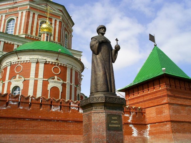 Памятник Федору Иоанновичу