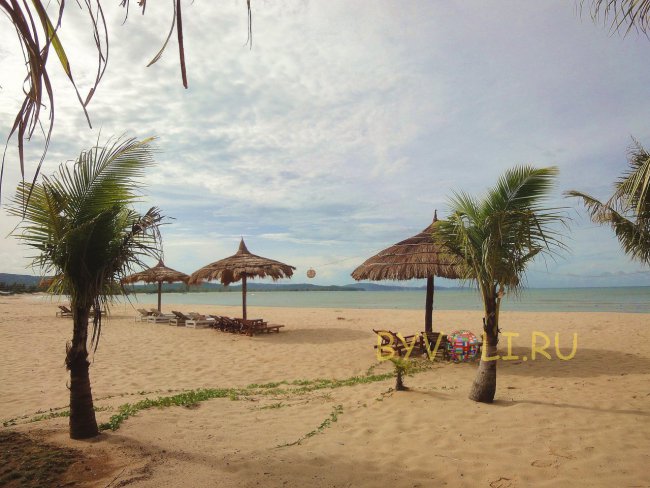 Пляж Cua Can (рядом с Carole Resort)