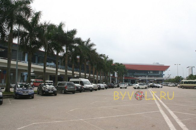 Старый терминал аэропорта Noi Bai в Ханое