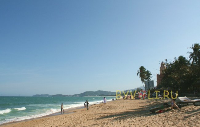 Центральный пляж в Нячанг